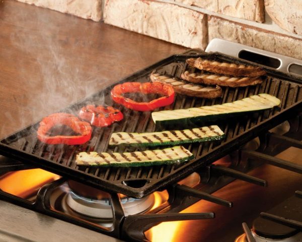 Lodge LDP3 Cast Iron Rectangular Reversible Grill/Griddle, 9.5-inch x 16.75-inch, Black - Image 5